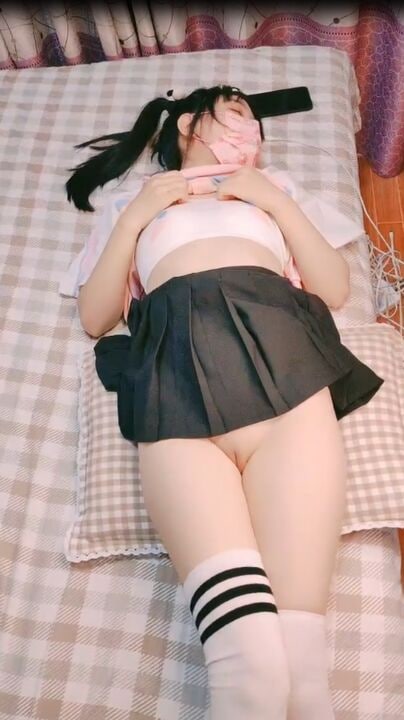PRED-430 本人熱望！濃厚すぎたレズ解禁 夏樹薰 川上優 濱崎真緒 竹内有紀